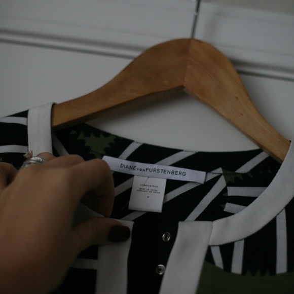 Diane Von Furstenburg silk geometric shift dress - Picture 4 of 6